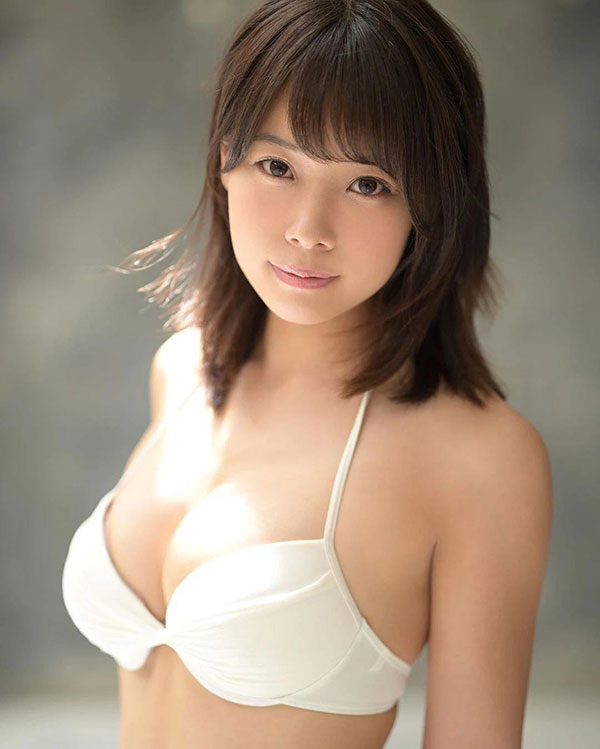 Nana Yagi được yêu thích bởi nhan sắc nhẹ nhàng và 3 vòng ấn tượng